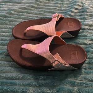 Women’s FitFlop flip flops